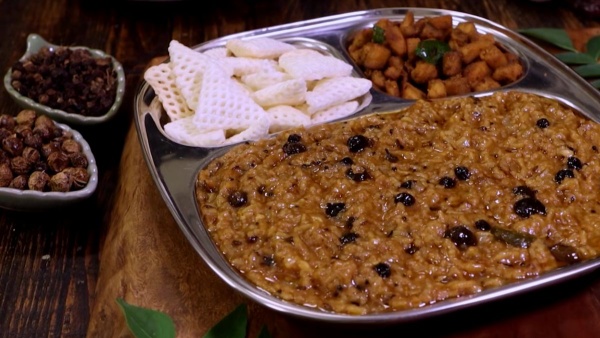 Tamilnadu style Vatha Kuzhambu Rice for ulcer relief and hunger problems Tamilnadu style Vatha Kuzhambu Rice for ulcer relief and hunger problems