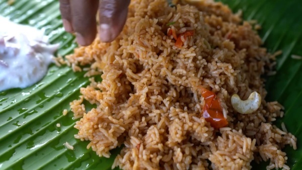 Biryani without non veg and vegetables for bachelors know the easy process