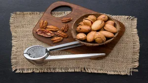 Between Meetings And Meals Why American Pecans Are The Ideal Midday Snack