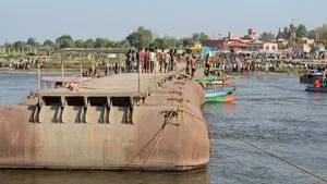 Yamuna Boat Capsize Near Vrindavan Leaves 10 Dead 5 Missing Boat Safety Checks Travellers Often Miss